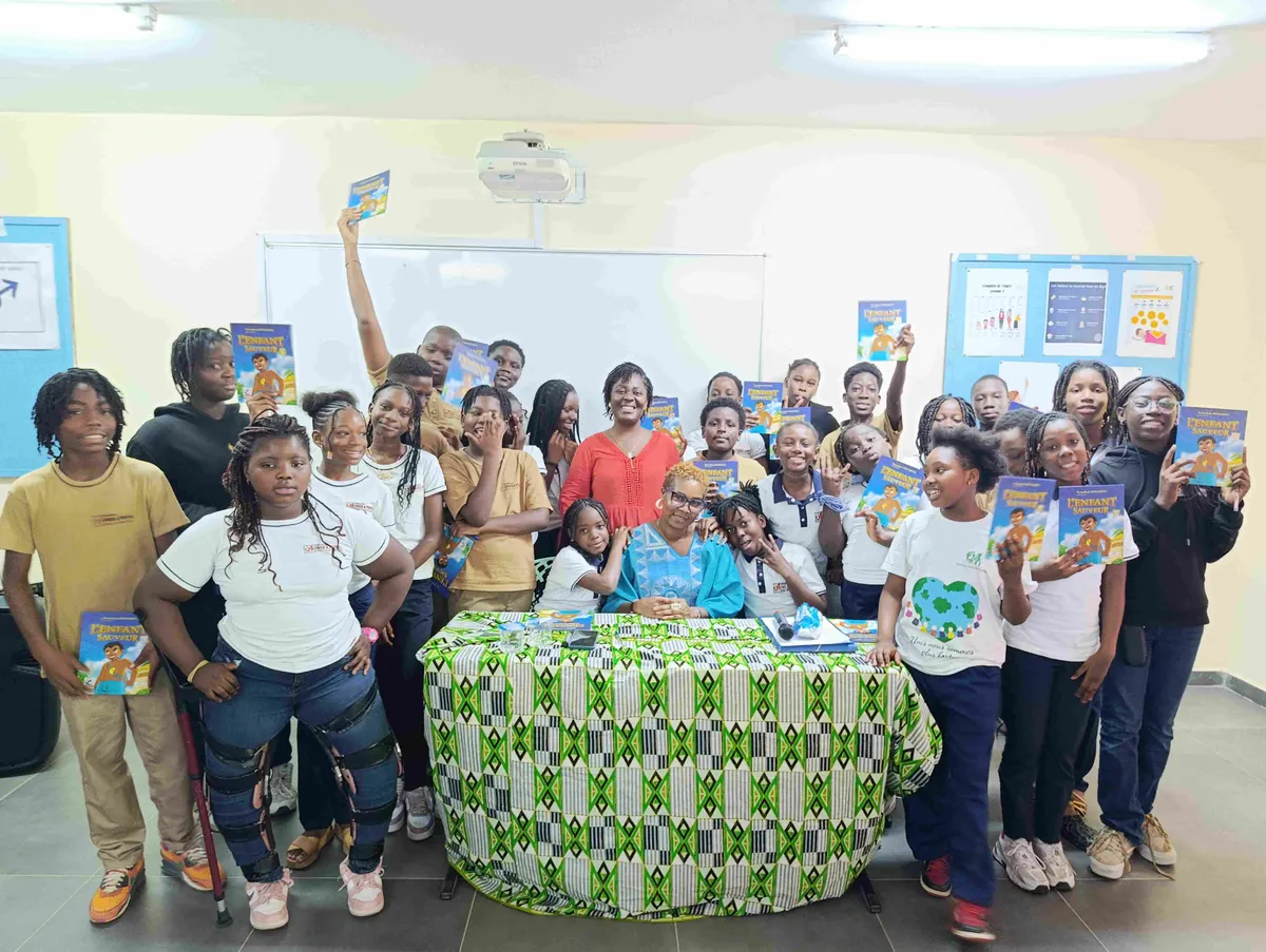 Élèves de la Maternelle & Primaire Fred & Poppée lors d’une activité de vie scolaire à Abidjan